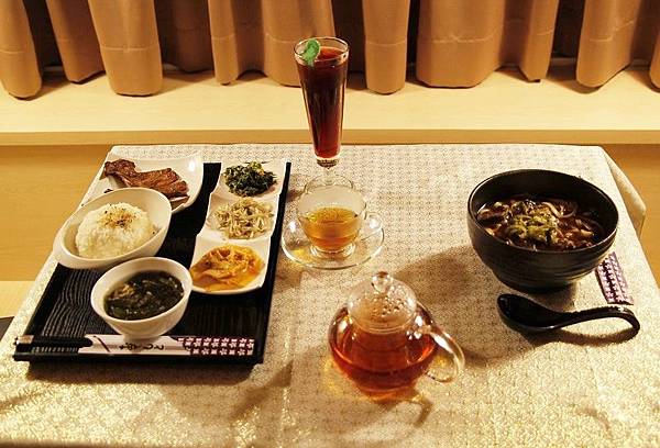 九份景點,九份交通,九份美食,九份景點推薦,九份交通資訊,九份美食推薦,九份景點特色,九份交通指南,九份美食地圖 鄰近知名九份景點,便利的九份交通,享受獨特的九份美食!搭乘九份交通接駁車至黃金博物館園內,九份金瓜石金礦餐旅會館邀請您一同遊覽九份景點,嚐盡九份美食!