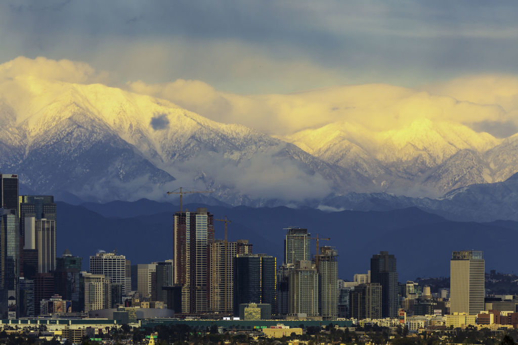 LA Downtown Snow Mountain_7474.jpg