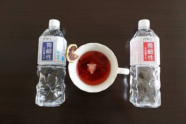 529500_694519600572800_223574716_n[1] - 複製 - 複製.jpg