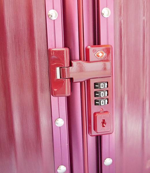 554870_122641057923320_442181289_n[1] - 複製.jpg