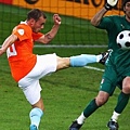 0610-NedIta-02 Sneijder Goal