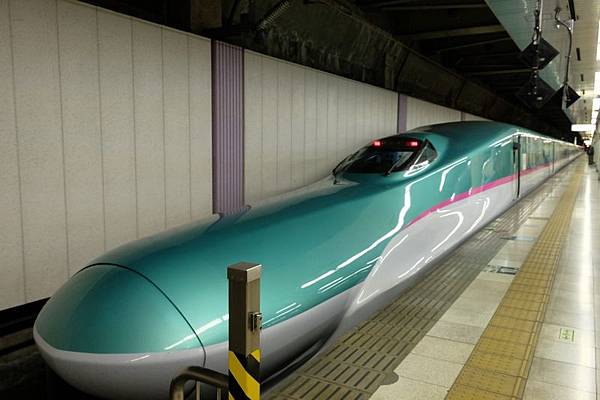 東北新幹線E5 やまびこ