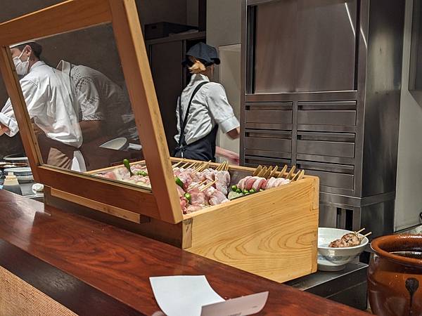 京橋伊勢廣本店 京橋伊勢廣本店