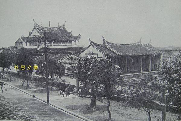 曾在明治36年(1903)花費二萬円重修,1910年代的宜蘭孔廟