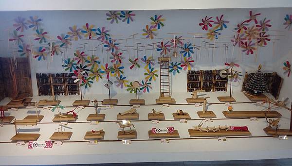 1018-32.jpg 1018-32.jpg