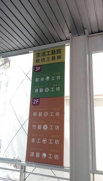 1018-43.jpg 1018-43.jpg