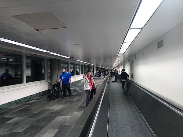 DSC_0084.JPG DSC_0084.JPG