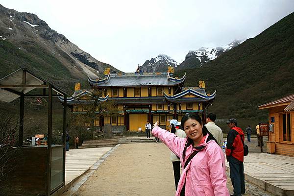 黃龍  古寺