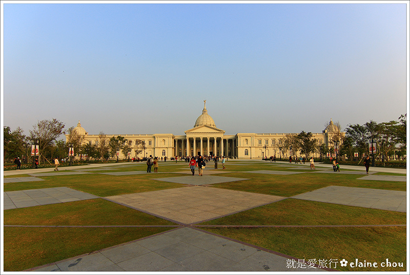 台南都會博物館園區奇美館34.JPG