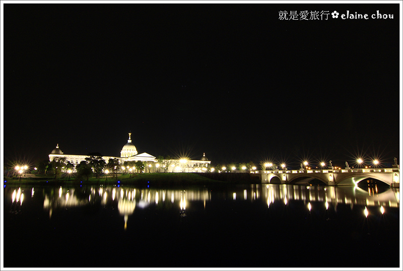 台南都會博物館園區奇美館83.JPG