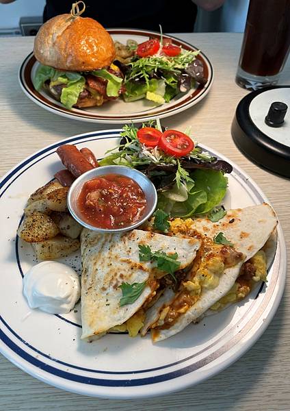 [食記] 台南中西區·後座熟食店~美式早午餐老屋