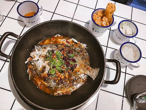 [食記] 台南中西區魚老鐵·烤魚享受招牌辣烤魚