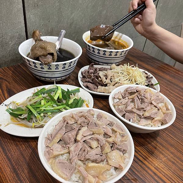 [食記] 台南東區崇善當歸鴨，好吃的鴨肉飯與當歸