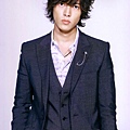 山下智久100.jpg