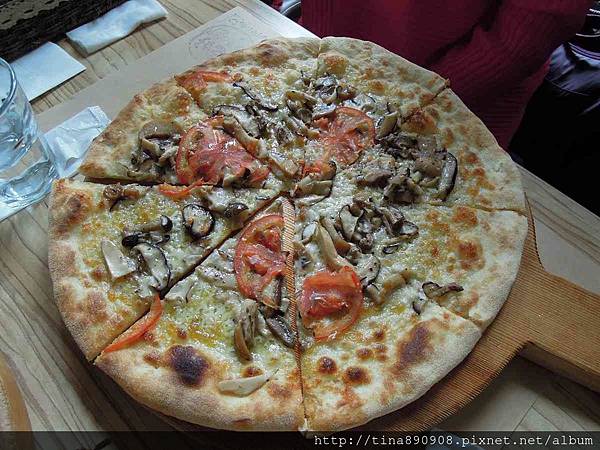 1040308-Ciao義式餐館-綜合菇菌松露油PIZZA$360 (1).jpg