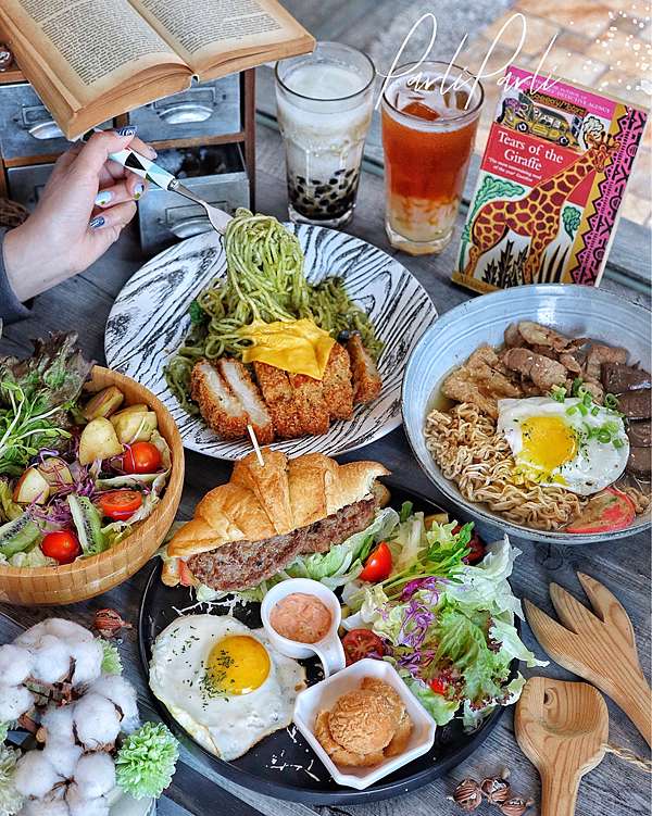 台中x食記 帕哩帕哩小餐館 一家餐廳 兩種風格裝潢 中西式多樣平價餐點銅板價起不傷荷包 鄰近水湳市場 免服務費 不限時 下午不打烊 黛咪食旅 三食而麗 痞客邦