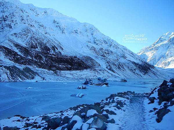 23 hooker valley- glacier.JPG