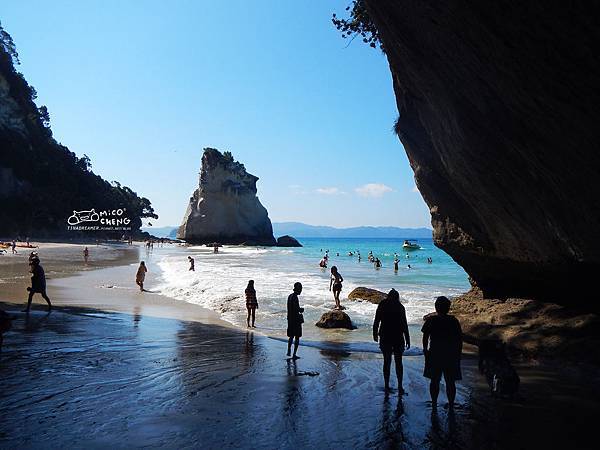 14 cathedral cove.jpg