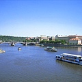 橫跨布拉格的伏爾塔瓦河