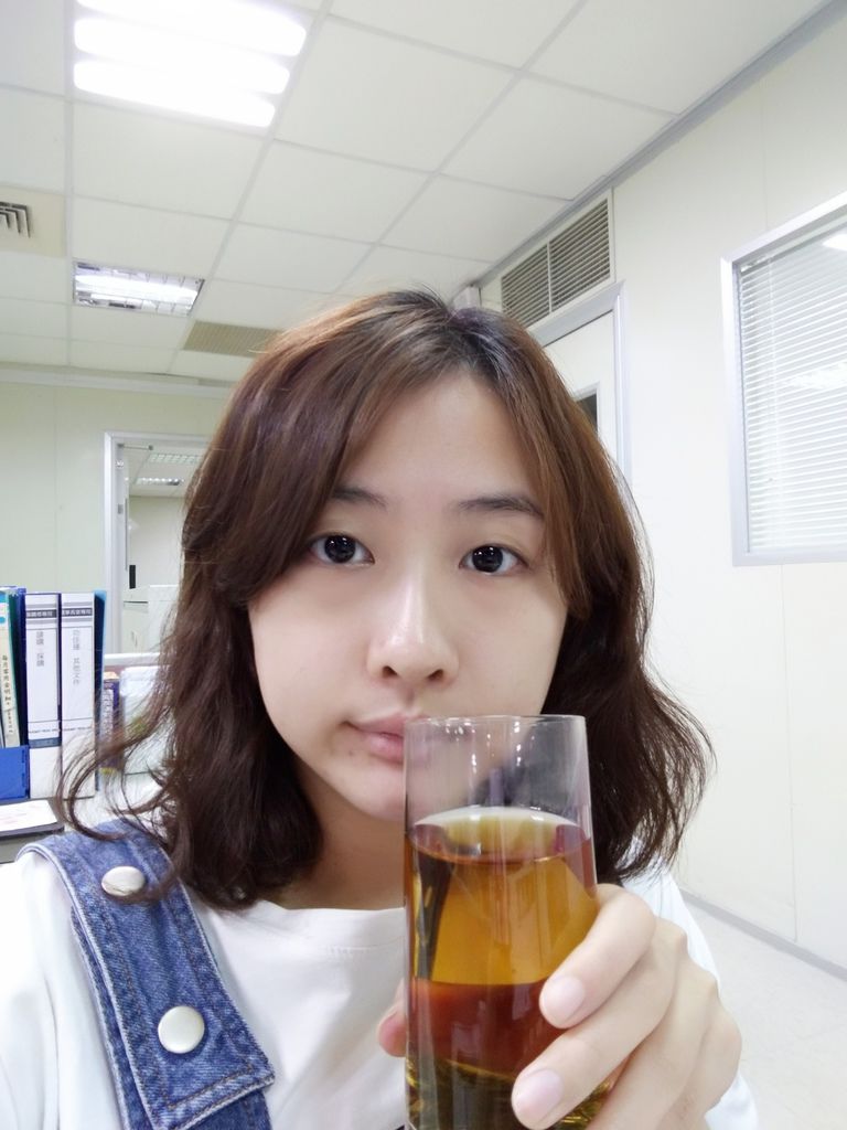 selfiecamera_2018-11-09-10-02-23-997.jpg 試用