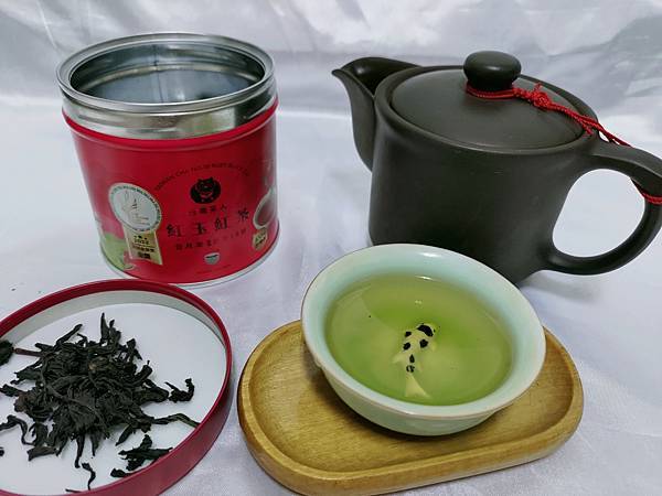 午後一杯台灣寶島茶，享受解脂沁心的時刻_台灣茶人 寶島紅茶 