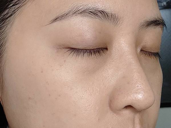 日日医美级保养，玻尿酸保湿面膜推荐_黛莉拉DELILAH 水