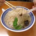 大餛飩麵 湯頭還不錯