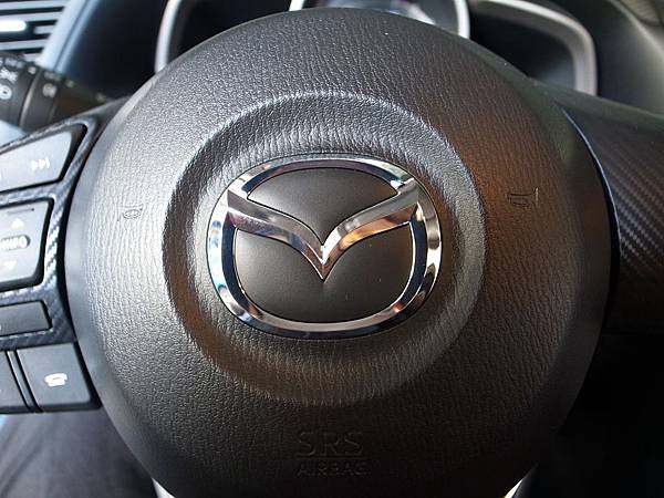 15 Mazda3 豪華型4d 光燦銀開箱 這不是我想要的世界 痞客邦 15 Mazda3 豪華型4d 光燦銀開箱 這不是我想要的世界 痞客邦