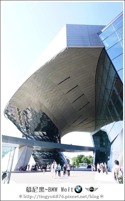 BMW Welt 22.JPG