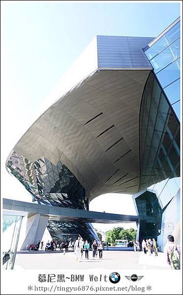 BMW Welt 22.JPG