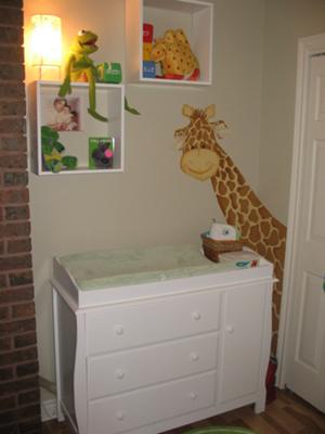 giant-giraffe-baby-nursery-wall-painting-21258254