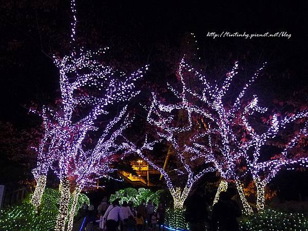 日本大阪 百萬顆燈球 ひらかたパーク Hirakatapark 光之遊園地 寫 記憶 拍 生活 走 旅行 痞客邦