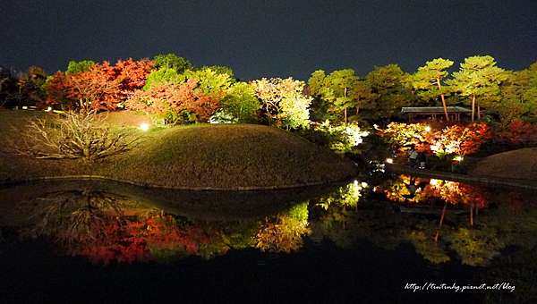 京都夜楓 兩個世界的美麗 梅小路公園朱雀の庭 寫 記憶 拍 生活 走 旅行 痞客邦