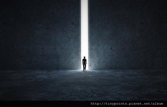 死亡近在咫尺.jpg 死亡近在咫尺.jpg