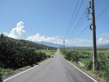 台9線的路景