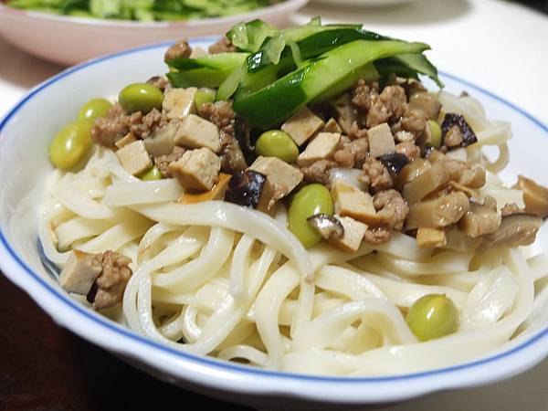炸醬麵 (3) 炸醬麵 (3)