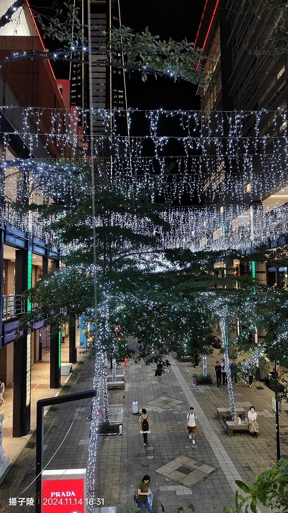 2024台北統一時代百貨｜愛‧Sharing聖誕樹🎄Purp