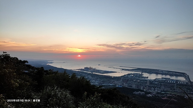 2025硬漢嶺登山記,楓櫃斗湖登山步道,日出與夕陽美景的完美 2025硬漢嶺登山記,楓櫃斗湖登山步道,日出與夕陽美景的完美