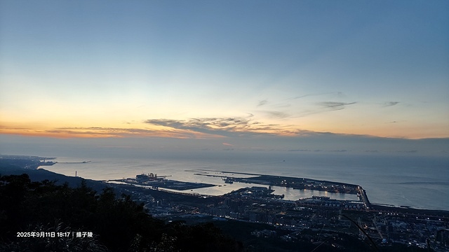 2025硬漢嶺登山記,楓櫃斗湖登山步道,日出與夕陽美景的完美 2025硬漢嶺登山記,楓櫃斗湖登山步道,日出與夕陽美景的完美