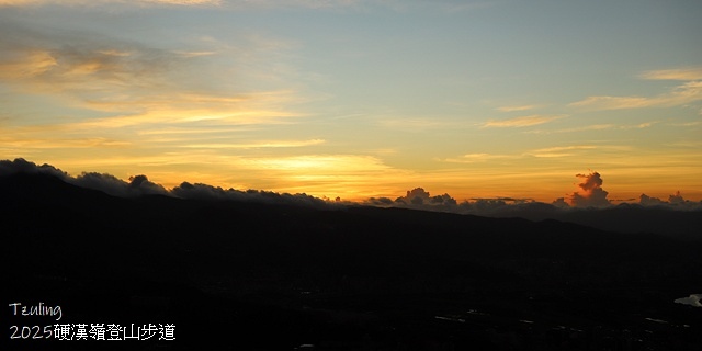 2025硬漢嶺登山記,楓櫃斗湖登山步道,日出與夕陽美景的完美 2025硬漢嶺登山記,楓櫃斗湖登山步道,日出與夕陽美景的完美