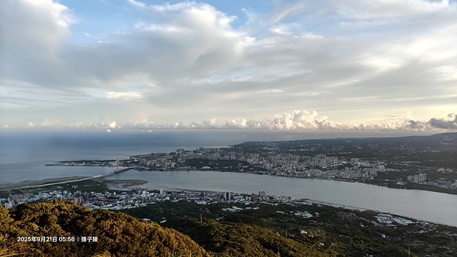 2025硬漢嶺登山記,楓櫃斗湖登山步道,日出與夕陽美景的完美 2025硬漢嶺登山記,楓櫃斗湖登山步道,日出與夕陽美景的完美