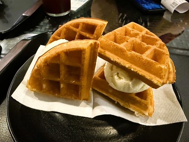 2025在地海味與文青風格的交會,二漁咖啡-鮮魚定食、中興文