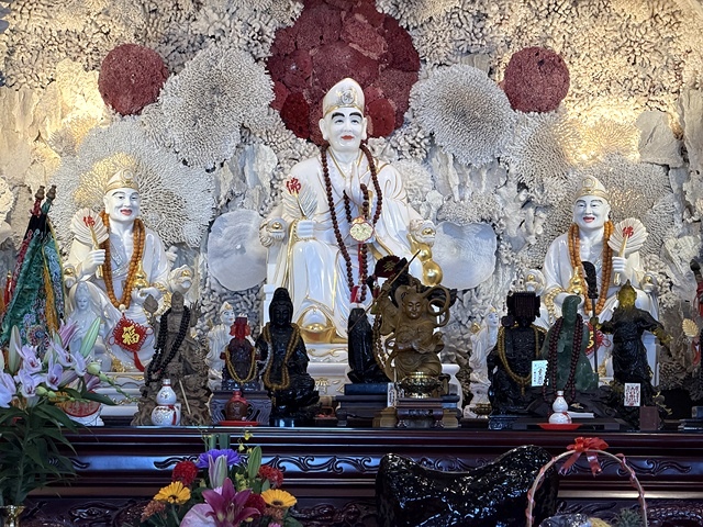 2025從粉紅花海走進海底龍宮,我的淡水奎柔山路(北8)美人