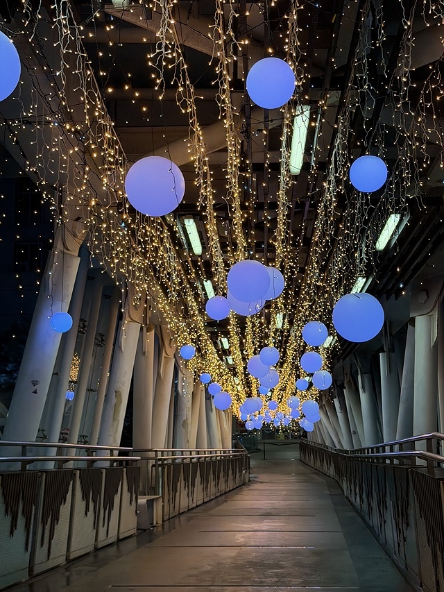 2025新北耶誕城夢幻開城🎄,一起走進馬戲嘉年華的奇幻世界, 2025新北耶誕城夢幻開城🎄,一起走進馬戲嘉年華的奇幻世界,