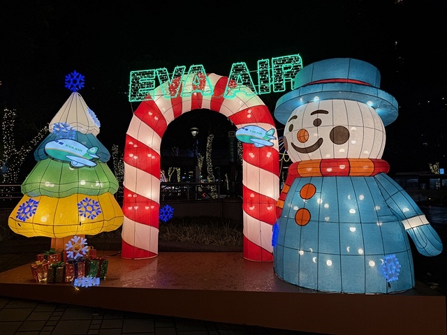 2025新北耶誕城夢幻開城🎄,一起走進馬戲嘉年華的奇幻世界, 2025新北耶誕城夢幻開城🎄,一起走進馬戲嘉年華的奇幻世界,