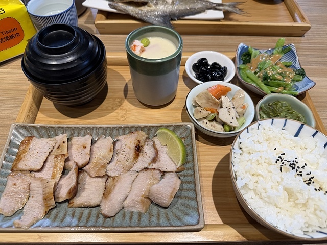 2025宜蘭龍潭湖的湖畔風光,礁溪漁田村品嚐家常料理餐館,湯 2025宜蘭龍潭湖的湖畔風光,礁溪漁田村品嚐家常料理餐館,湯