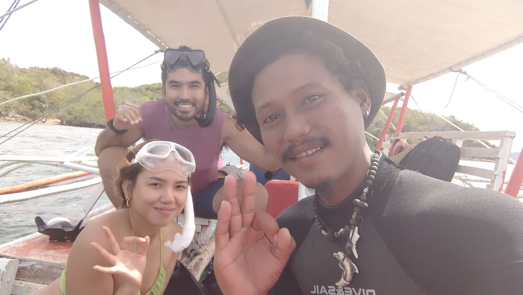 菲律賓。科隆。自潛行程介紹_跟團附潛導行程 菲律賓。科隆。自潛行程介紹_跟團附潛導行程