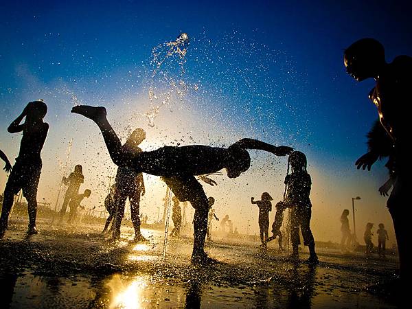 110510-Fountain, Tel Aviv.jpg