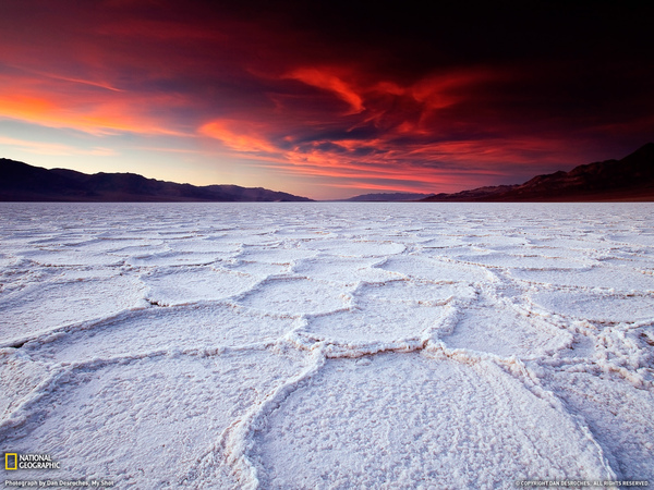 101209-Badwater Basin, Death Valley.jpg