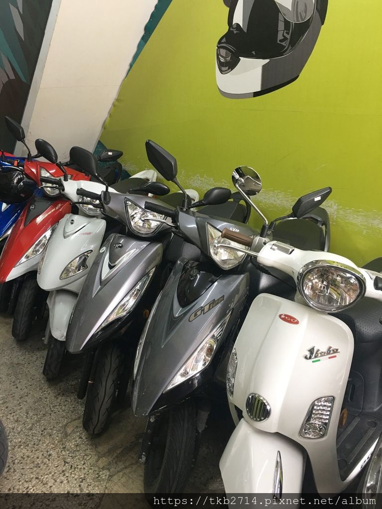 004_compressed.jpg 004_compressed.jpg